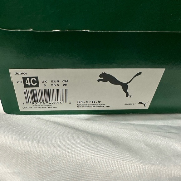 Pumas Authentic 💜 - Picture 5 of 5